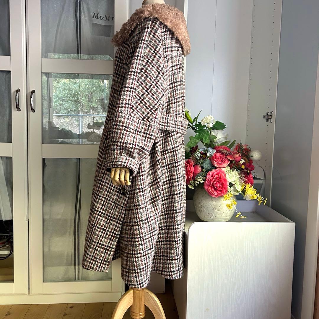 美品　2022年ロイスクレヨン チェック柄ファー別襟　素敵なデザインロングコート