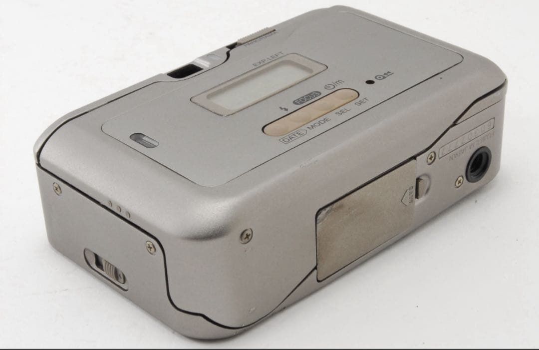 【完動品】フジフィルム　CARDIA mini TIARA フィルムカメラ