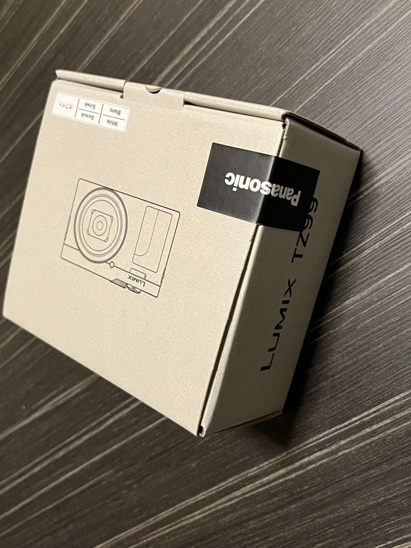 新品未使用　Panasonic LUMIX DCTZ99W ホワイト