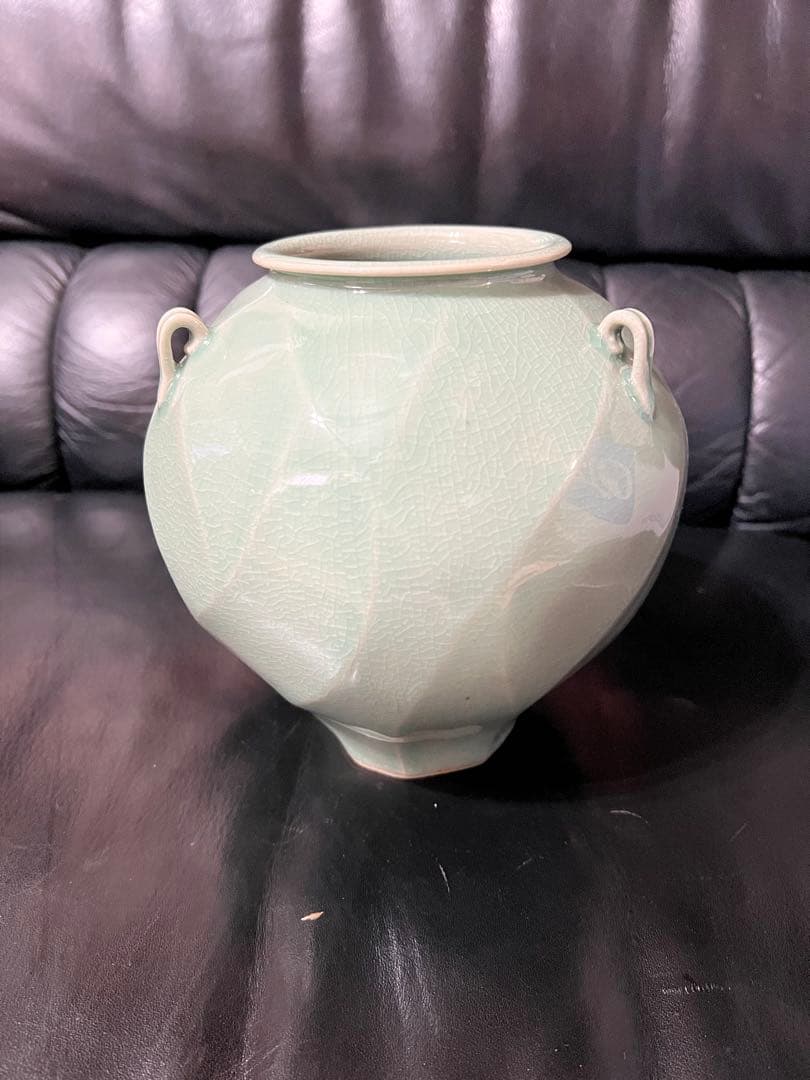 韓国人間国宝 申相浩 作高麗青磁 花瓶