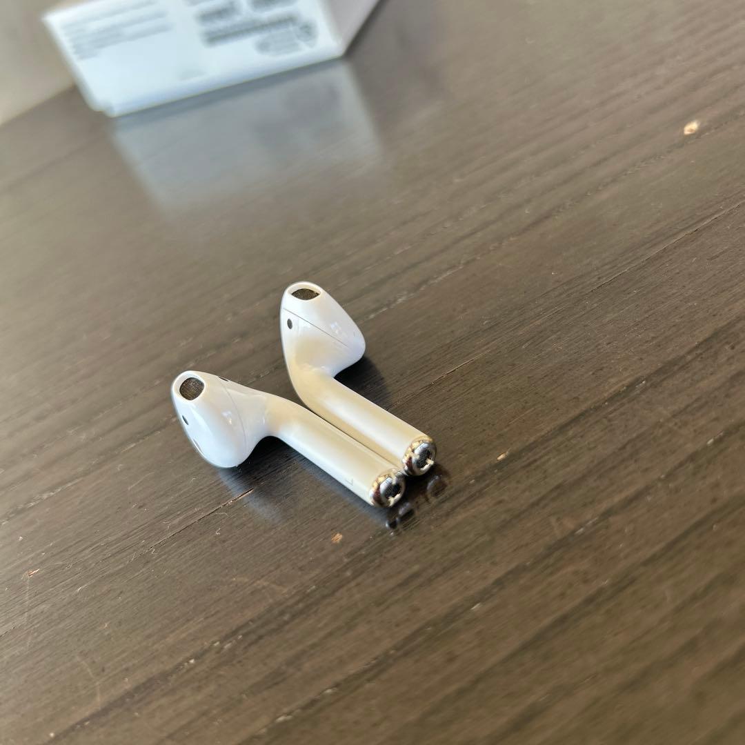 ★ AirPods第２世代　美品　★