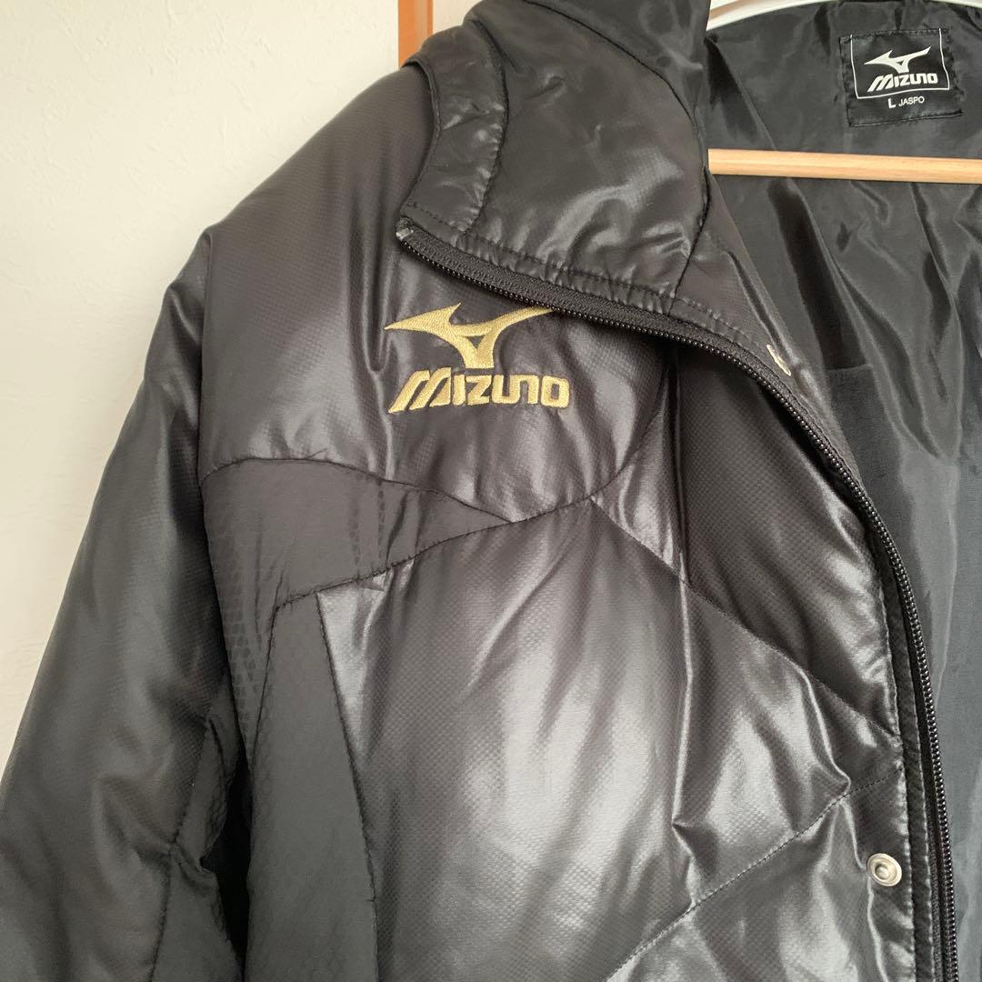 美品 MIZUNO製ベンチダウンコート