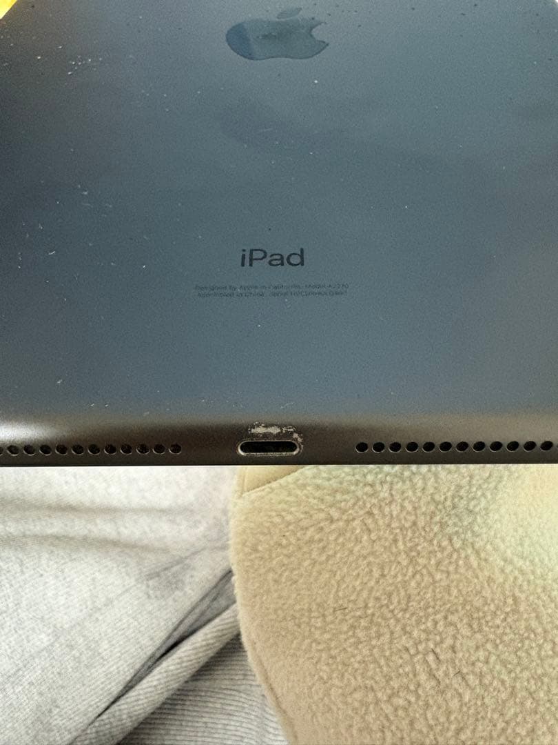 Apple Ipad 第8世代 32GB バテッリー容量94%