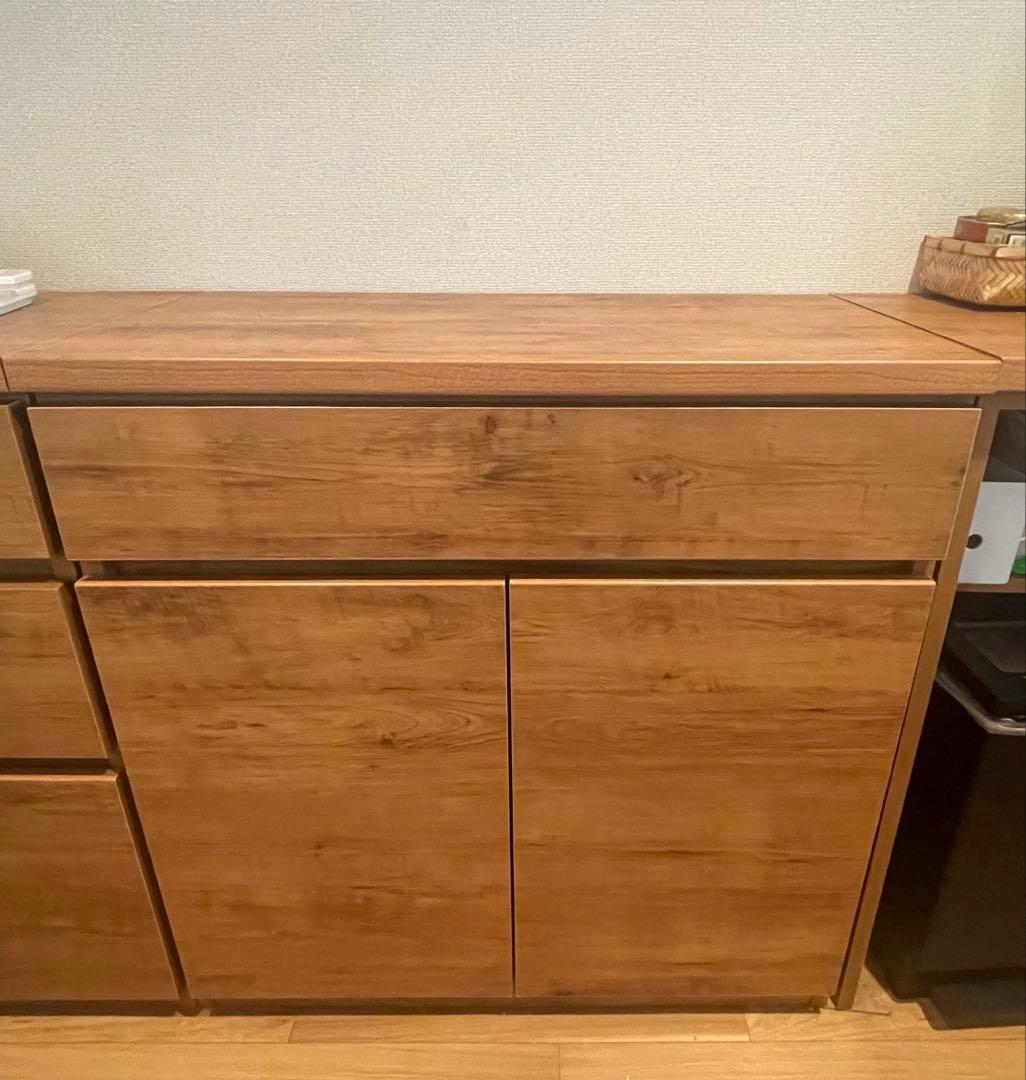 引っ越し処分　大川家具キッチンカウンターパイン色　開き扉Cube series
