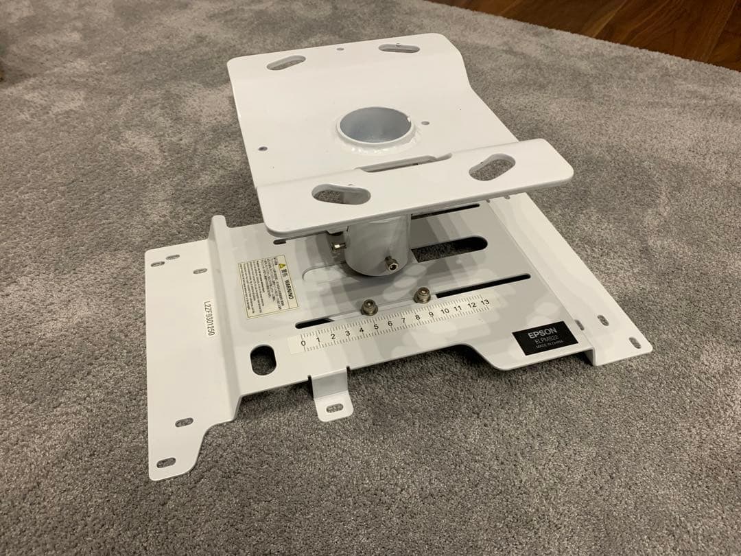 専用　新品EPSON EH-TW7100 プロジェクター 天井ブラケット