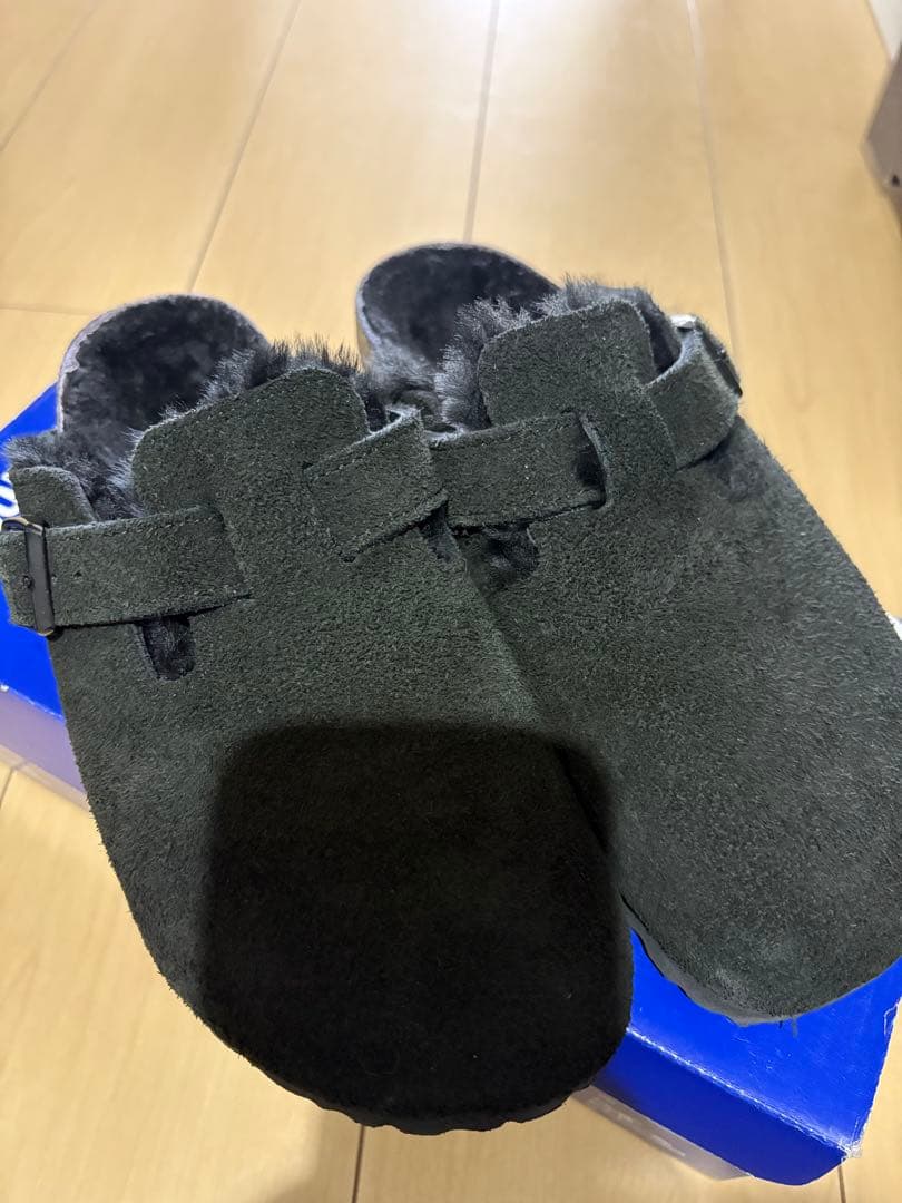 超美品　BIRKENSTOCK ファー付きサボサンダル 37 ブラック