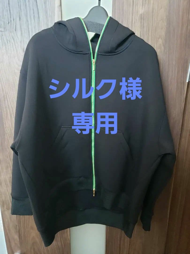 Mal. 黒 フード付きパーカー