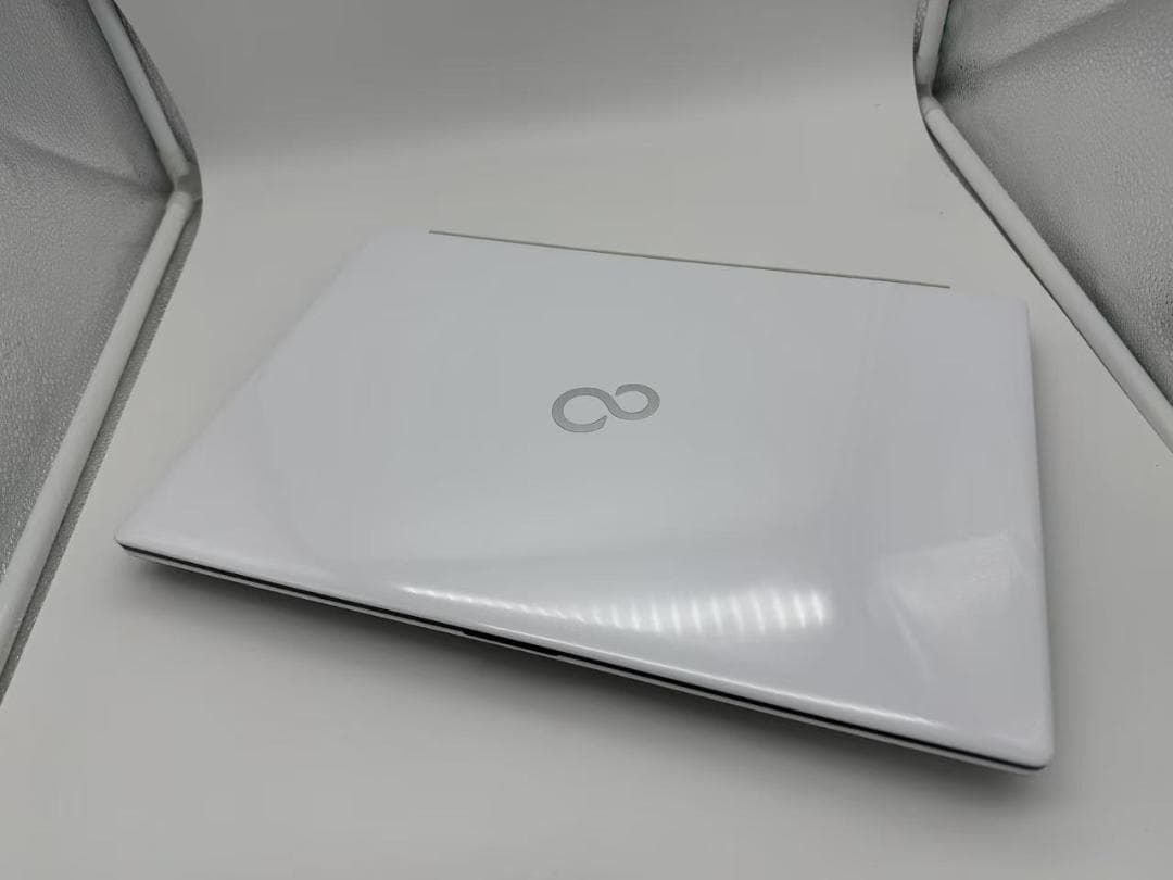 美品 富士通 Ryzen7 16GB SSD+HDD Office2021