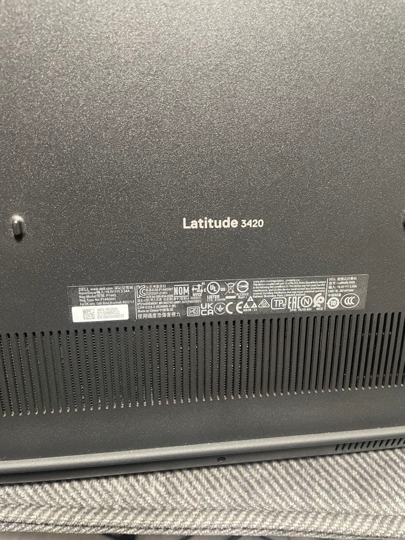 DELL Latitude 3420 11世代 14インチ