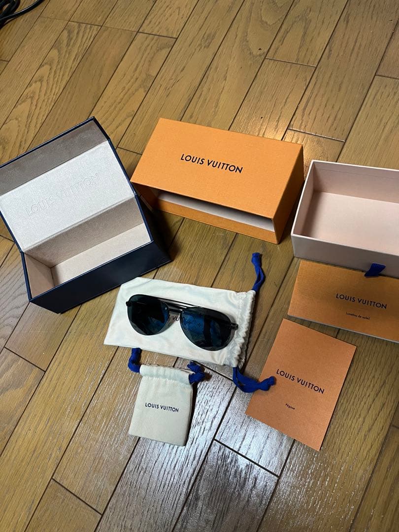 毎日値下げ　ルイヴィトン　サングラス