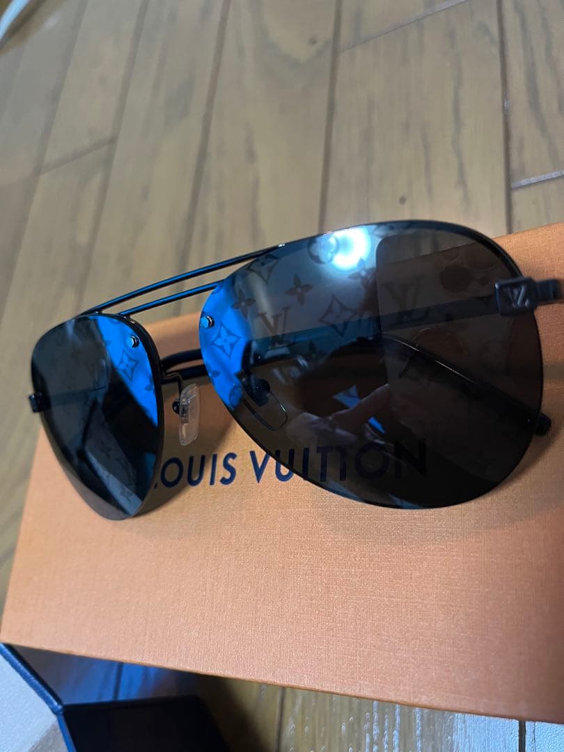毎日値下げ　ルイヴィトン　サングラス