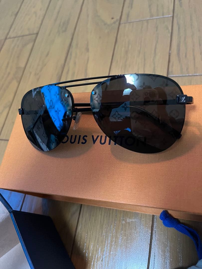 毎日値下げ　ルイヴィトン　サングラス