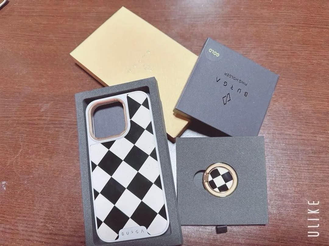 iPhone用ケース チェッカーパターン