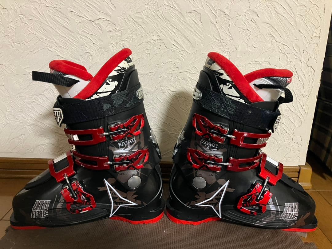 ATOMIC スキーブーツ 27〜27.5cm 足幅広め 歩行モード付　保温性高