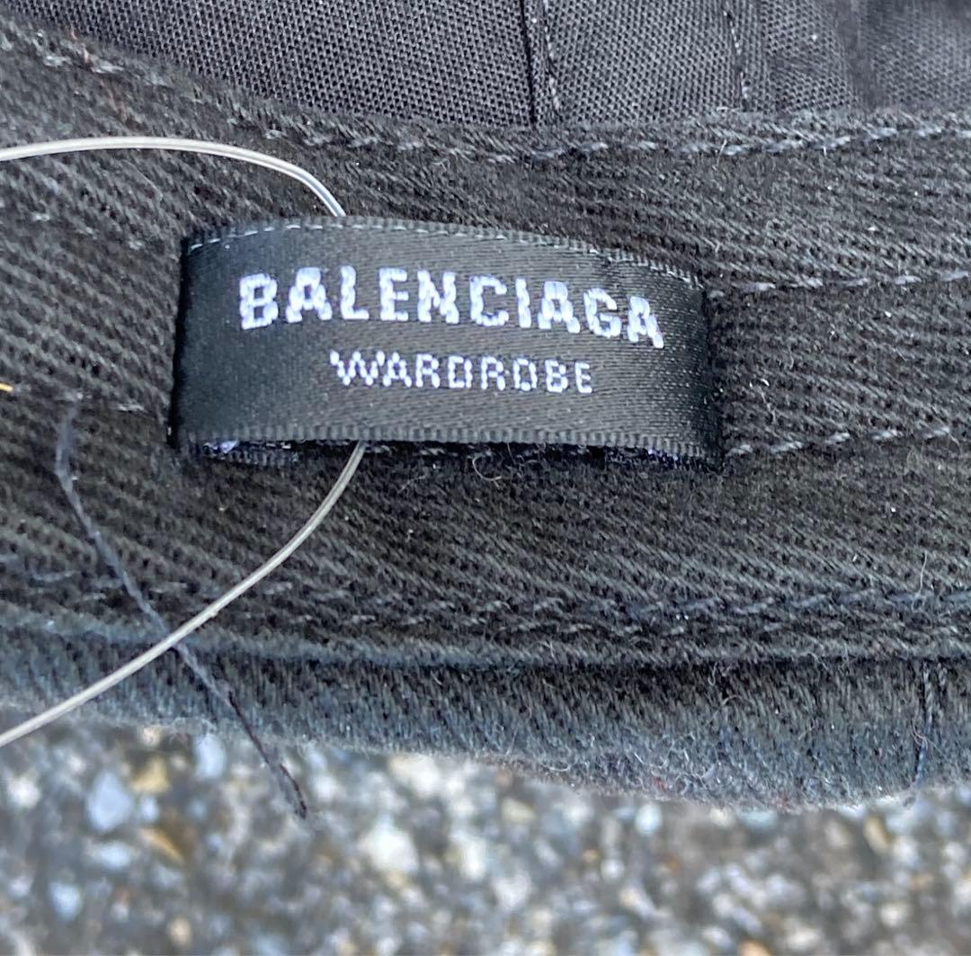 着払い汚れありバレンシアガ　L