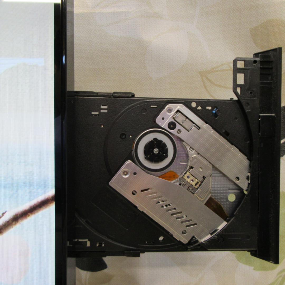 美品Win11公式対応8世代Corei7/メ16G/SSD512G/無線/カメラ