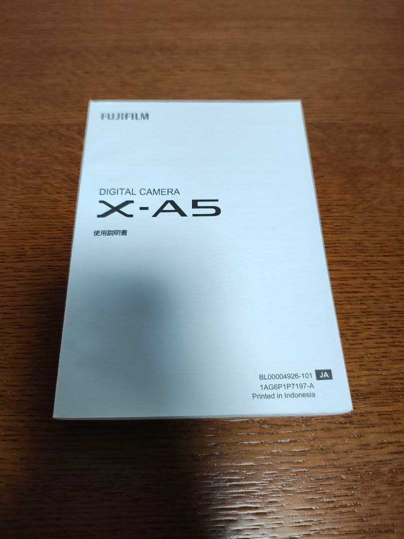 Fujifilm X-A5 ミラーレス一眼 15-45mm　シルバー