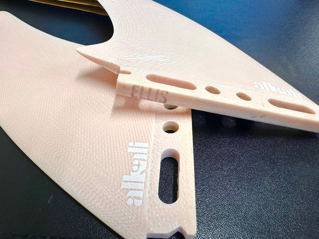 エリスエリクソン alkali fin アルカリフィン