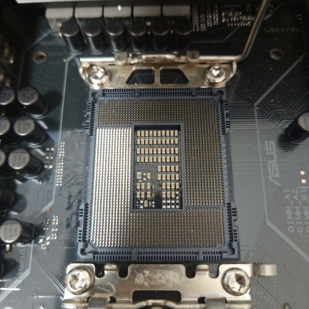 ASUS TUF Gaming B660-PLUS WIFI D4 本体