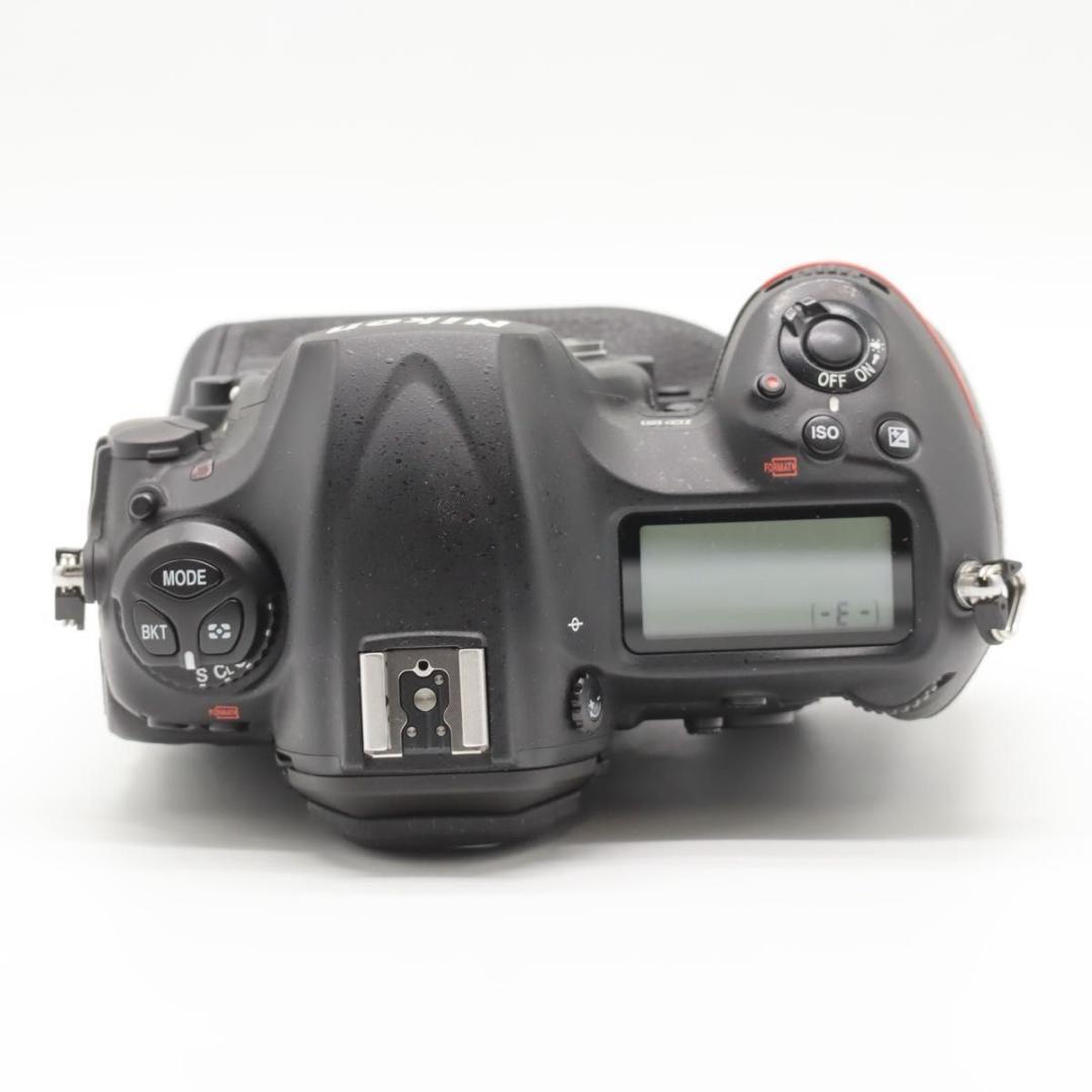【元箱付き・ショット数8,863】Nikon D5 (CF-Type)