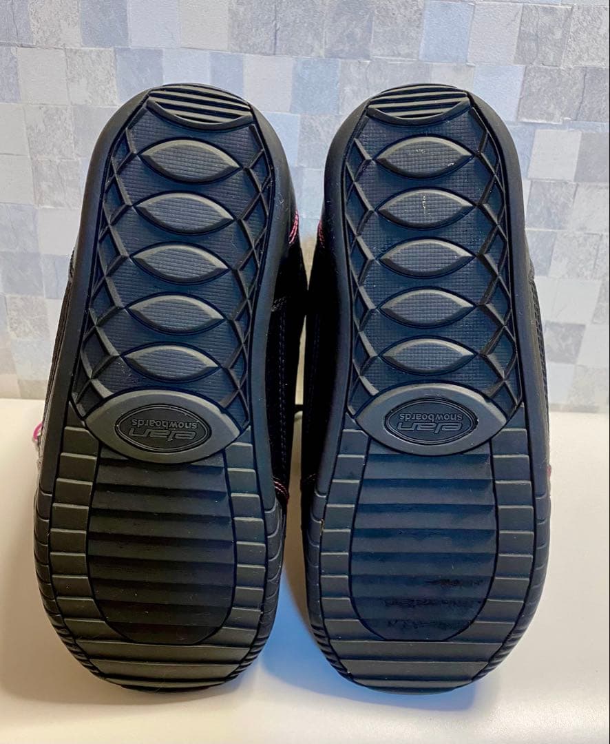 【値下げ】【美品】スノーボードブーツ 女性用　24cm