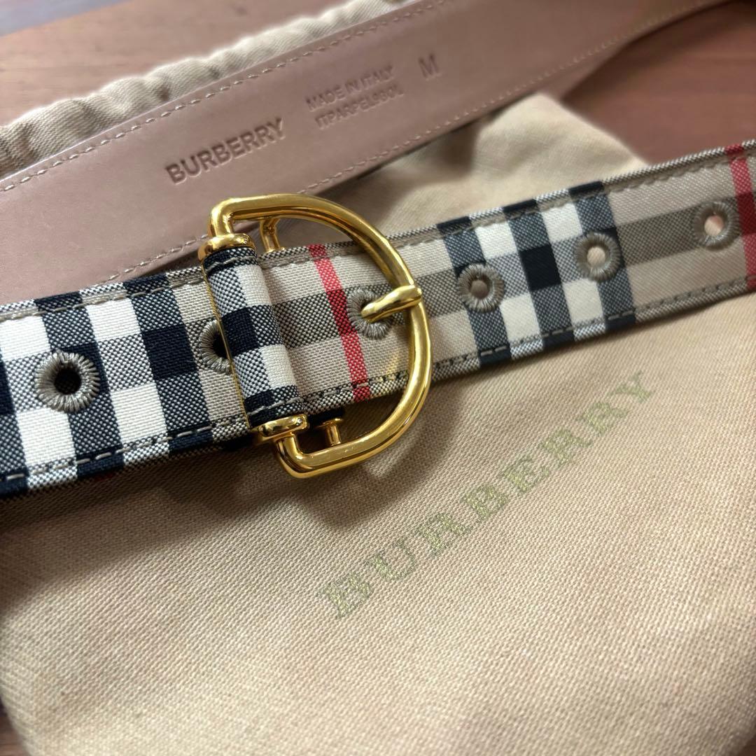 【最終価格1/19まで】Burberry チェック柄レザーベルト