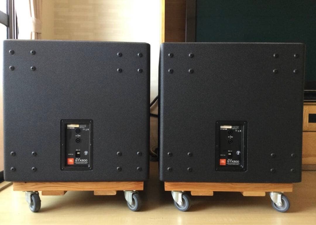 スピーカー・ウーファー JBL STX818S