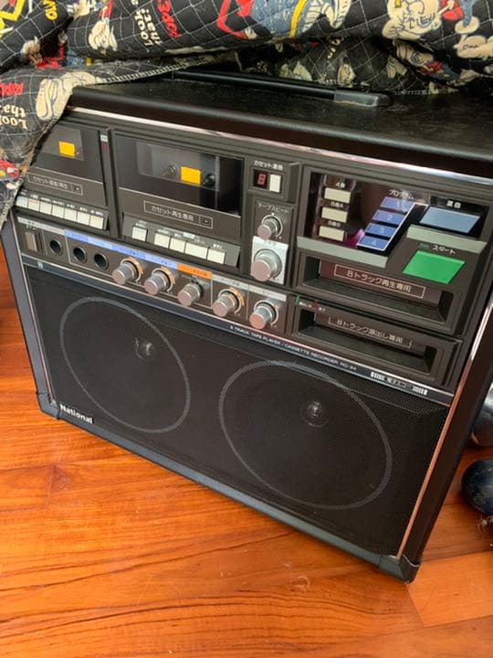 8トラックテーププレーヤ/カセットレコーダ