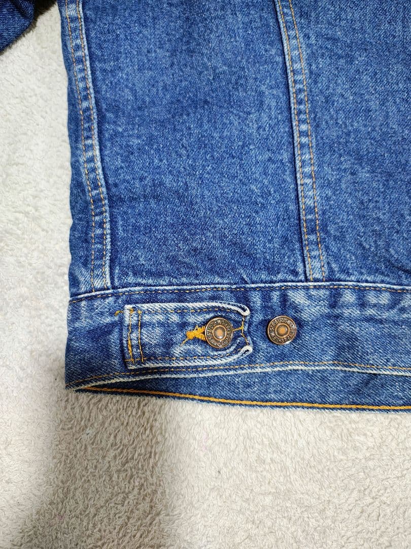 【犬】LEVI'S デニムジャケット 70506-0316 サイズ40