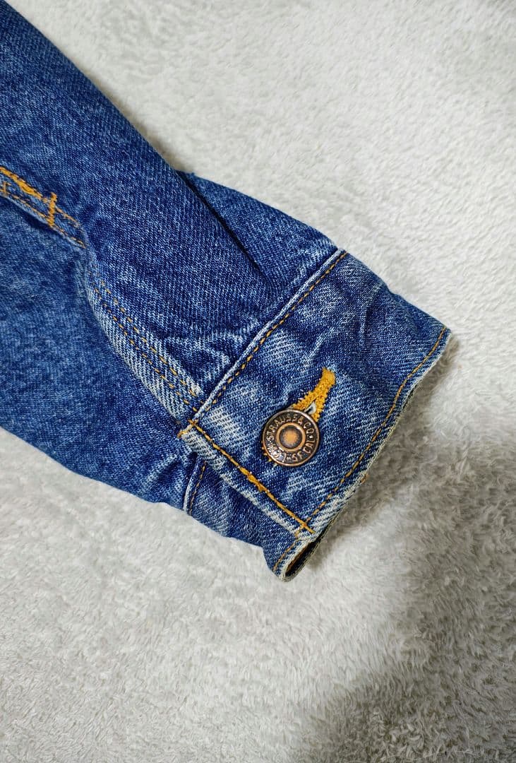【犬】LEVI'S デニムジャケット 70506-0316 サイズ40