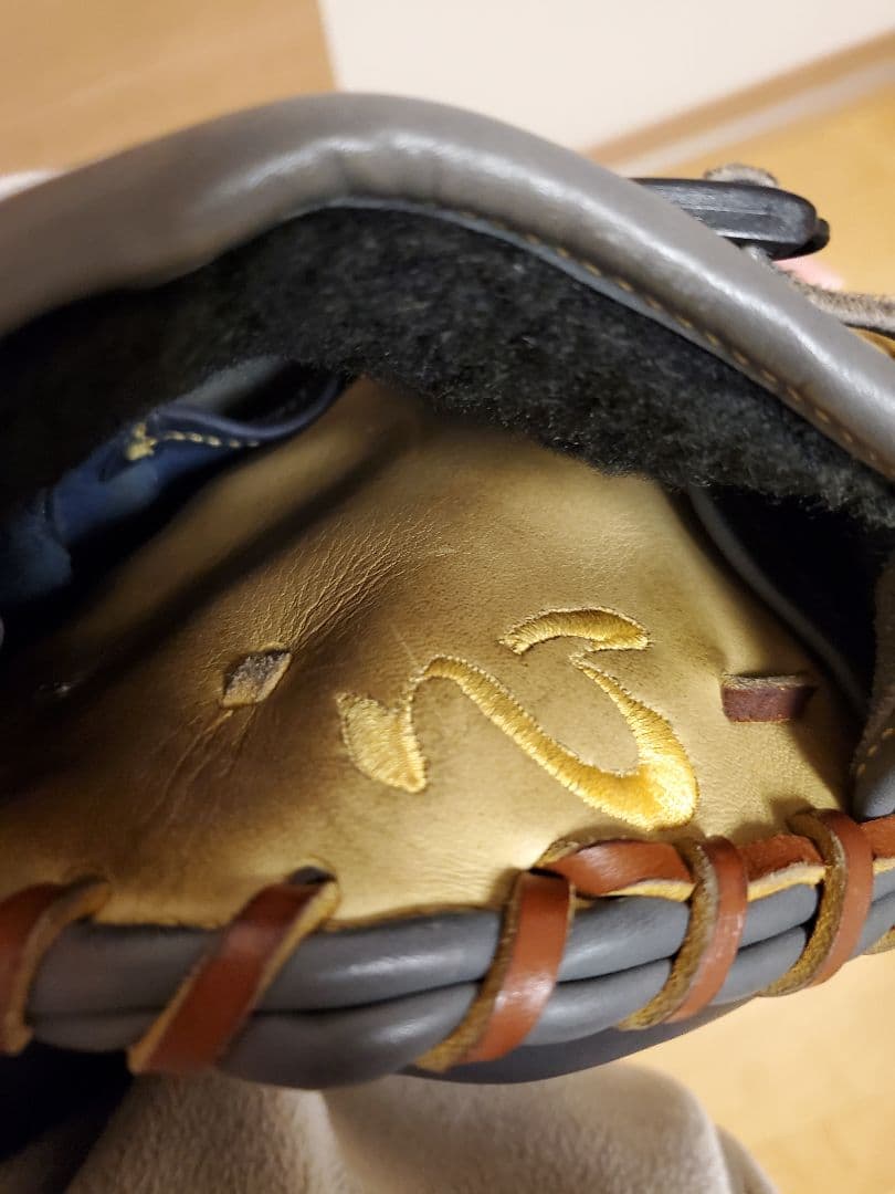 ハタケヤマ限定軟式キャッチャーミット