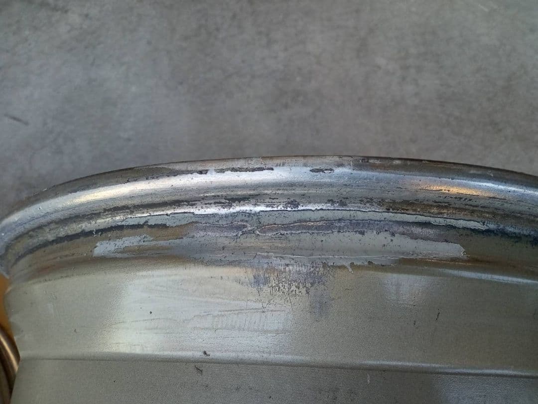 NISSAN　R34GT-R　純正ホイール　２本　(中古)