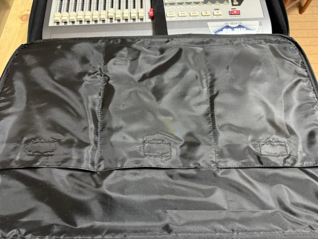 Roland VS-1824 CD マルチトラックレコーダー