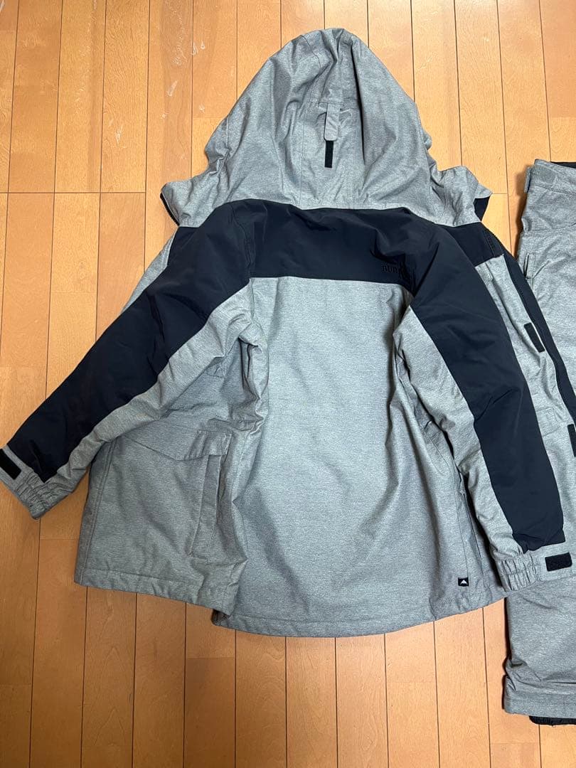 【超美品】BURTONブラック×グレーセットアップM