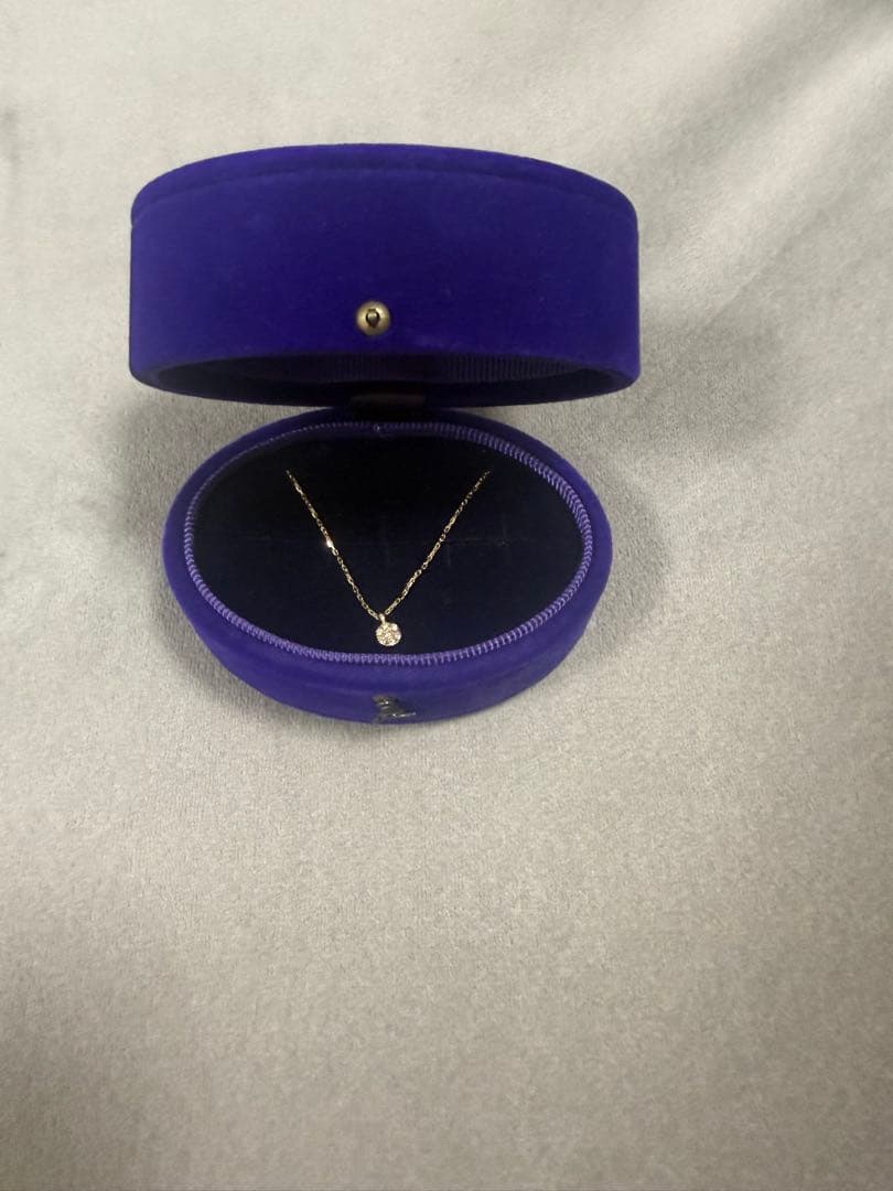 agete ゴールド　ネックレス