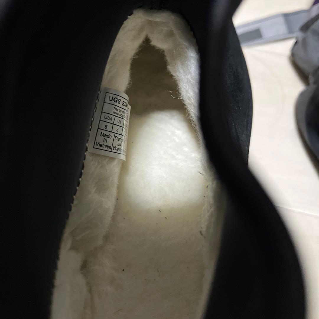 UGG アグー　23cm 厚底ムートンブーツ　ブラック クラシックミニディッパー