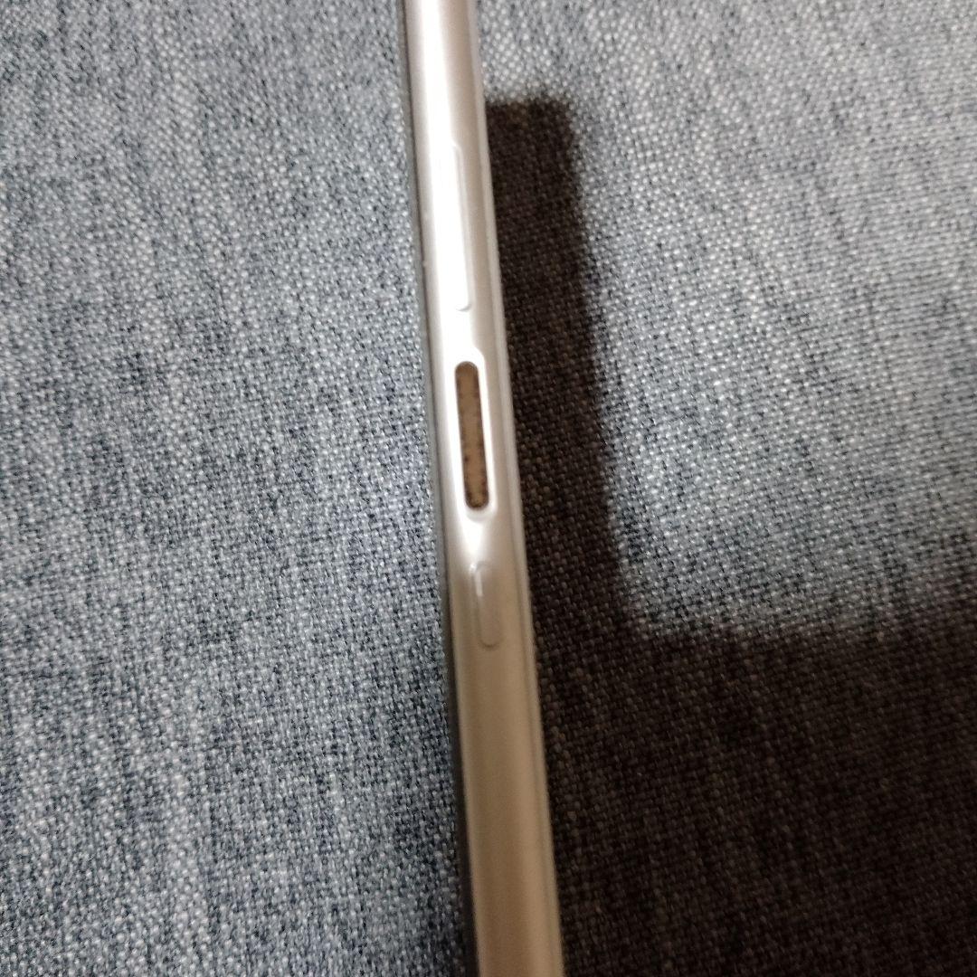 SONY XPERIA スマートフォン本体 Spigenケース付き