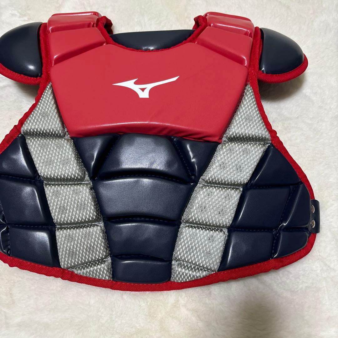 週末限定33000円！ミズノ　キャッチャー防具セット　少年軟式用　新品未使用