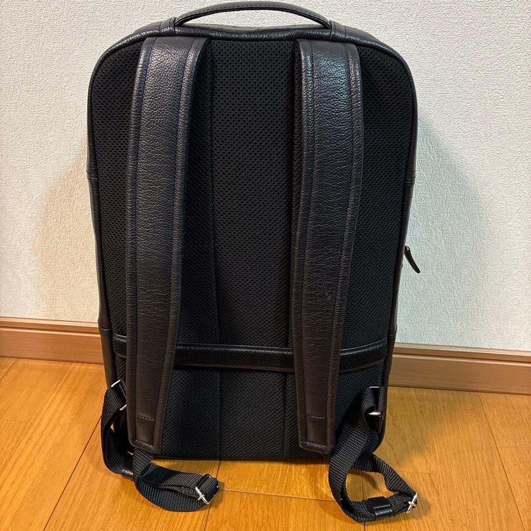 ＬIＢスリムバックパック/カラー：ホールブラック