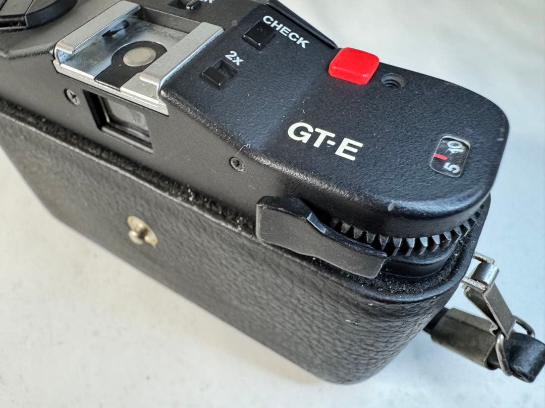 GT-E フィルムカメラ レザーケース付き