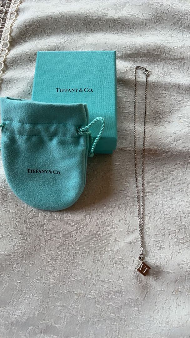 ティファニー　アトラスキューブネックレス