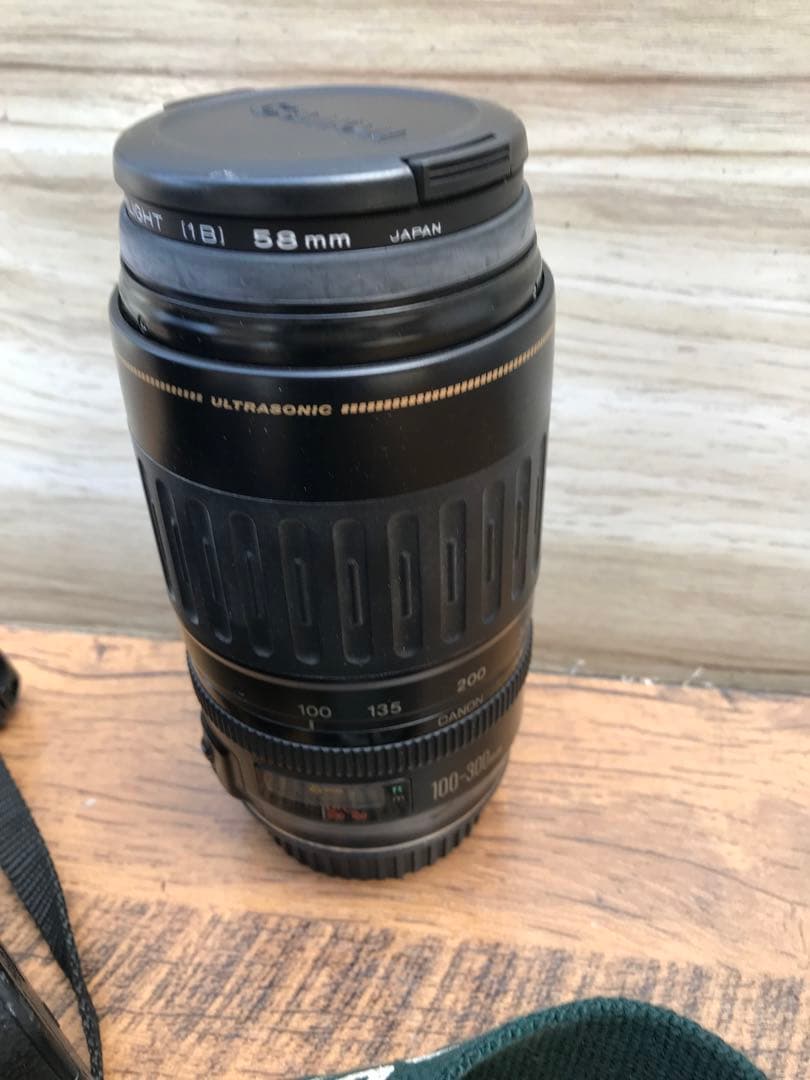 Canon EOS 100QD フィルム一眼レフカメラ(F131)