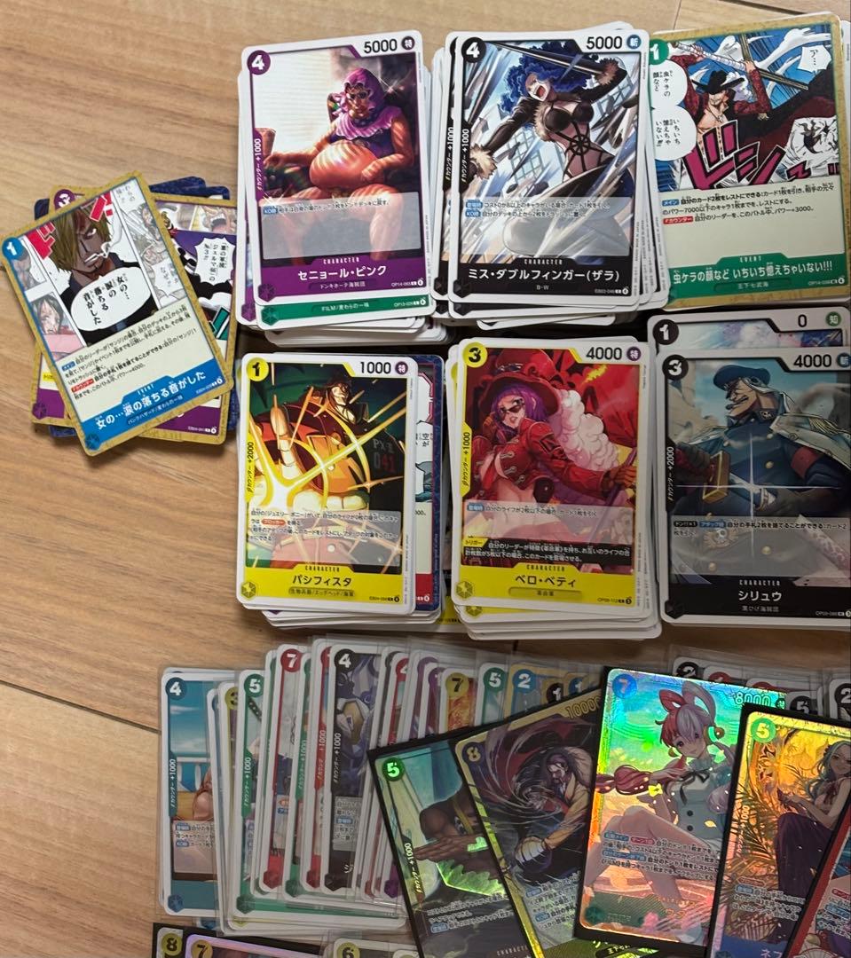 ワンピースカード　引退品　シャンクス　ルフィ　ウタ　ビビ　ボニー