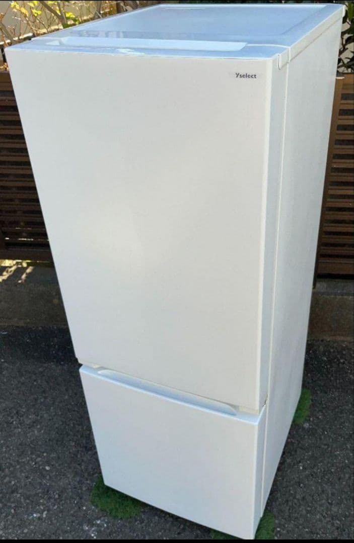 ヤマダ冷凍冷蔵庫　156L 大容量ドアポケット　LED照明　2022年製