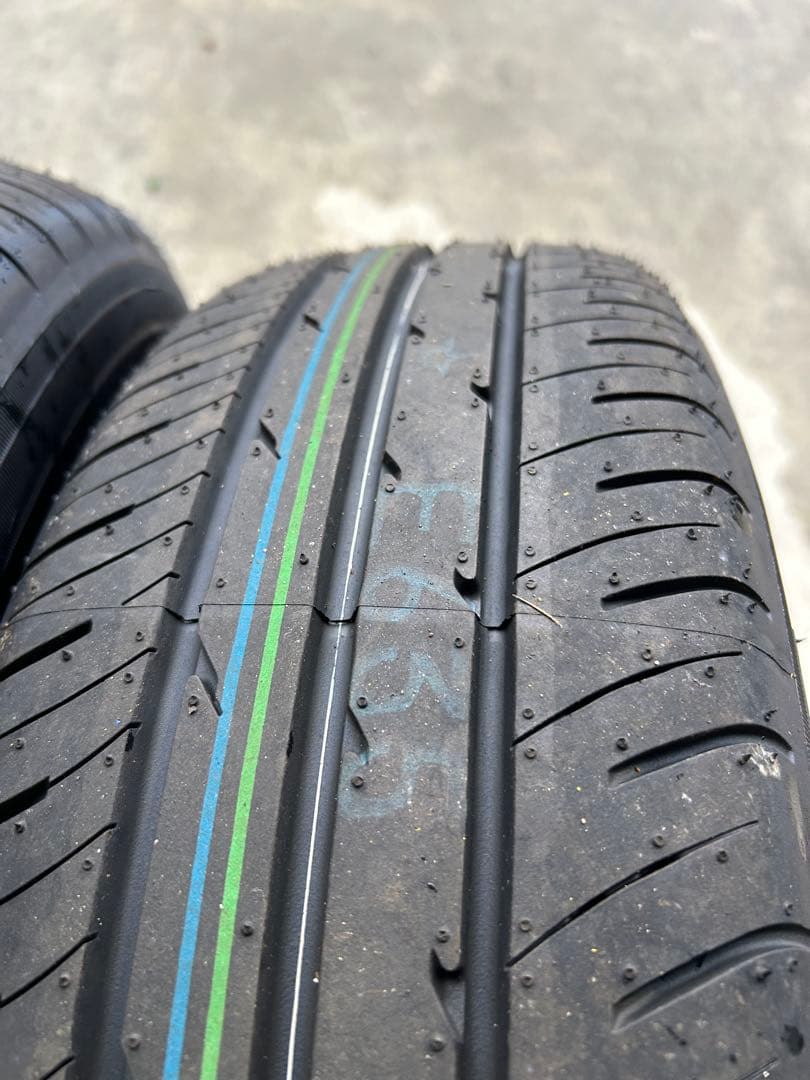 その①2本のみ　トヨタ シエンタハイブリッドZ 15インチ