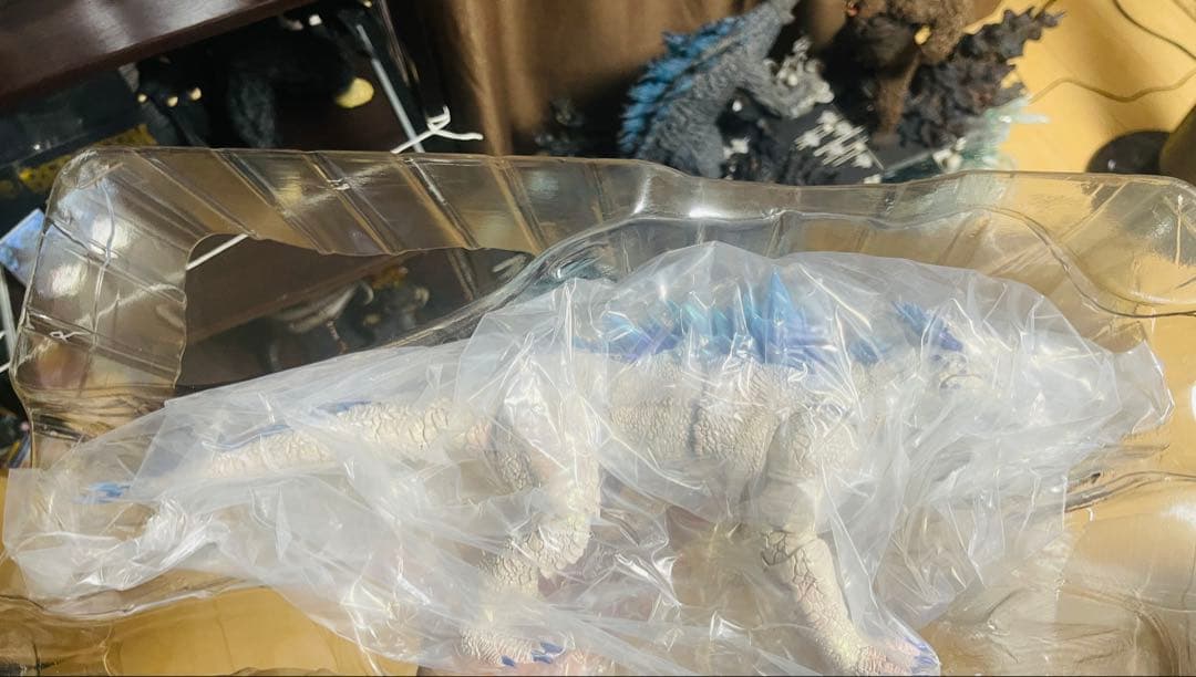 ハイヤトイズ　ゴジラ　シーモ