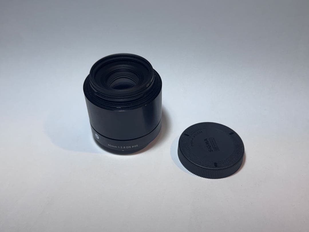 SIGMA 単焦点望遠レンズ Art 60mm F2.8 DN ブラック