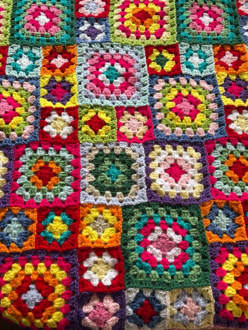 お値下げ✳︎グラニースクエア✳︎ブランケット✳︎マルチカバー✳︎大判