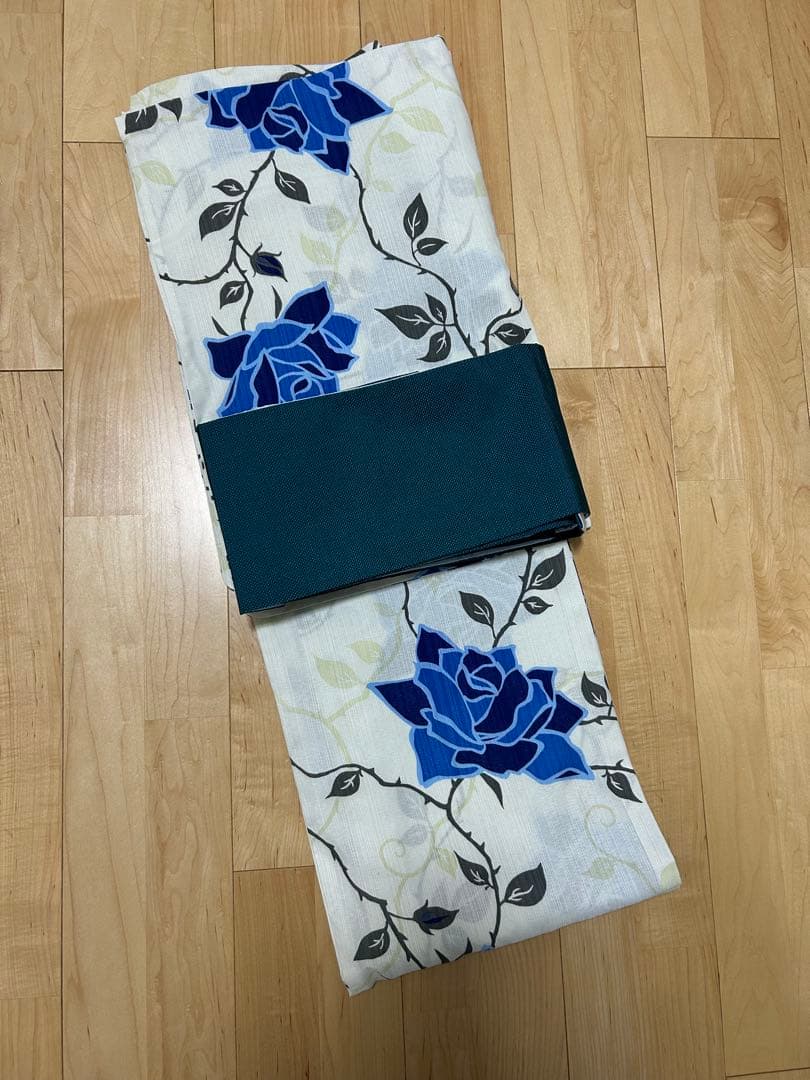 ふりふ　洗える　浴衣　青　薔薇 白