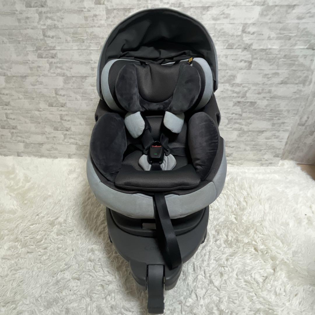 最上級モデル　コンビ THE S ISOFIX エッグショック ZB690